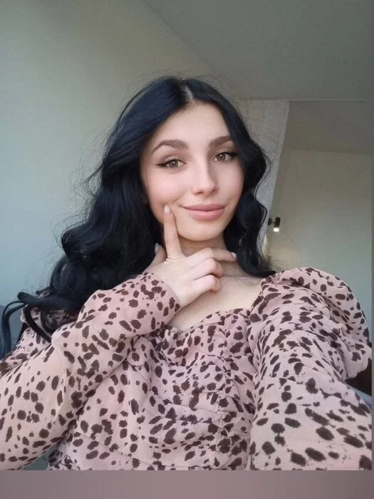 Julia Stompson - OnlyFans Creator Profile Picture