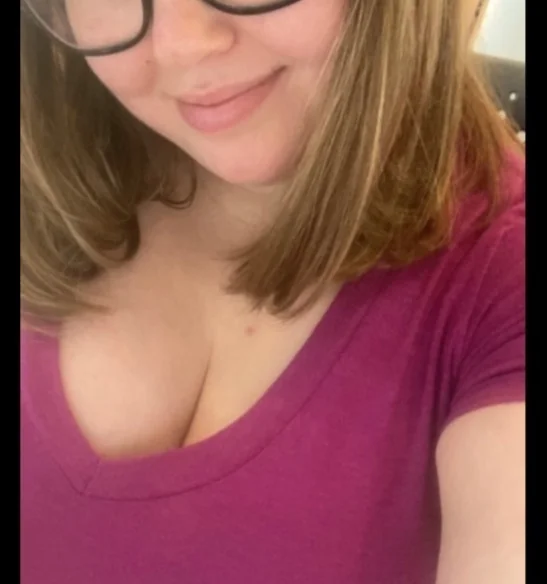 Abbie OnlyFans Creator Abbie OnlyFans Creator with Big Tits