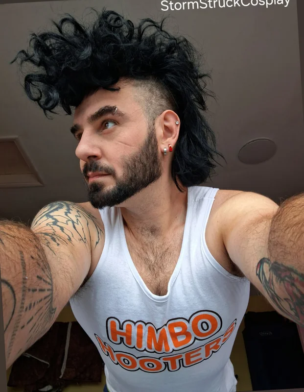 AJ OnlyFans cosplayer with a beefy build