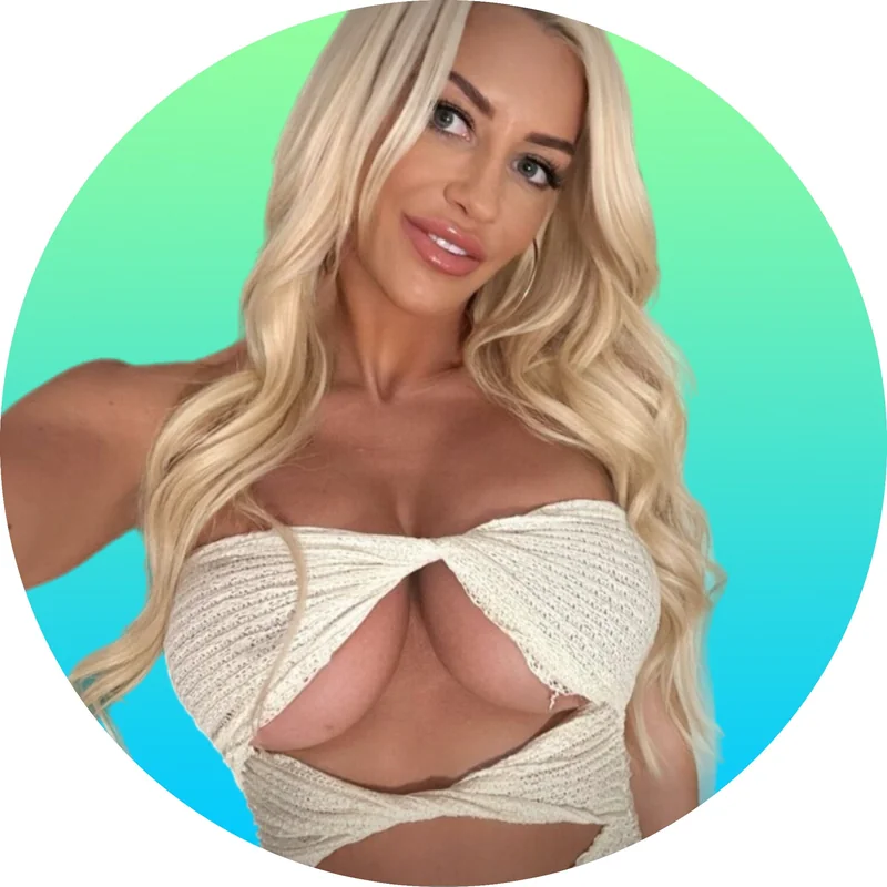 VIP SIENNA PETITE DOLL - OnlyFans Creator Profile Picture