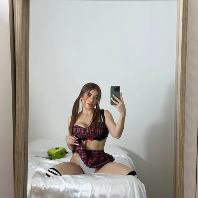 Adel Juggs OnlyFans Creator Adel Juggs OnlyFans creator with big tits