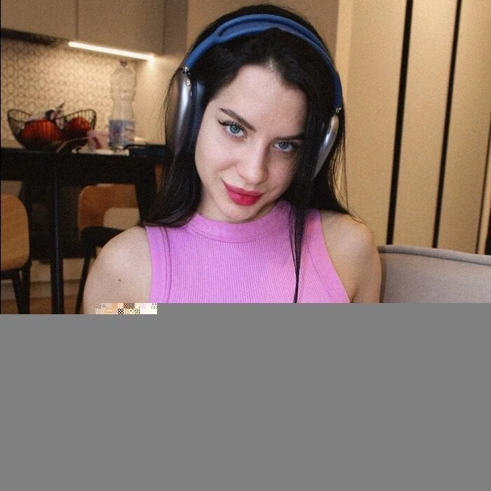 Meri ONLINE NOW - OnlyFans Creator Profile Picture