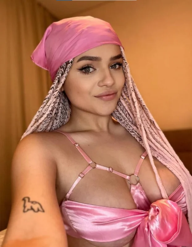 Adri - OnlyFans Creator Profile Picture