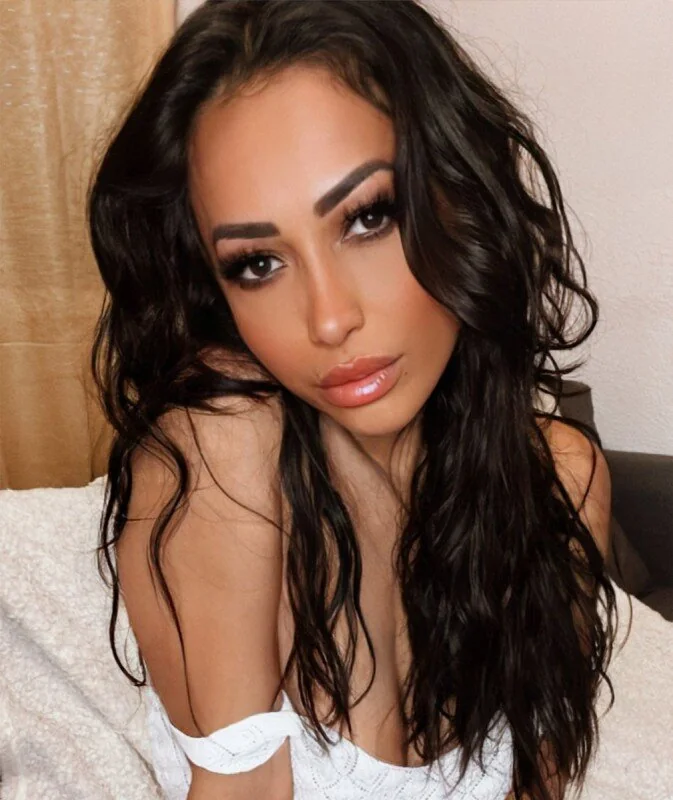 Adriana Meran OnlyFans profile