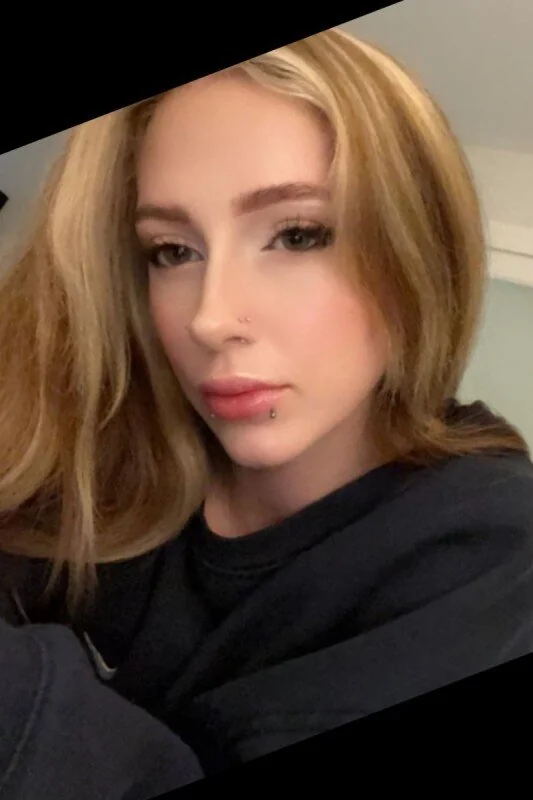 Alanna Skye - OnlyFans Creator Profile Picture