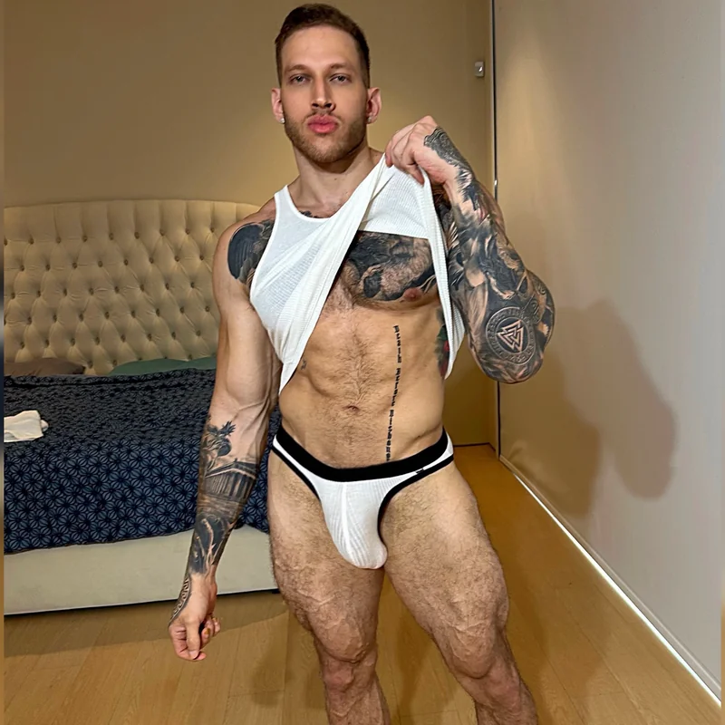 Alejandro Belmont OnlyFans Creator Alejandro Belmont OnlyFans fitness jock