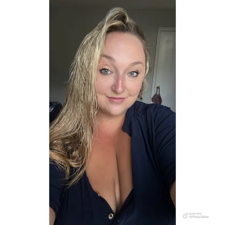 Allie OnlyFans profile