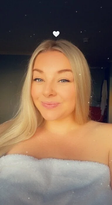 Alexbelle69 OnlyFans Profile Alexbelle69 OnlyFans BBW creator from London
