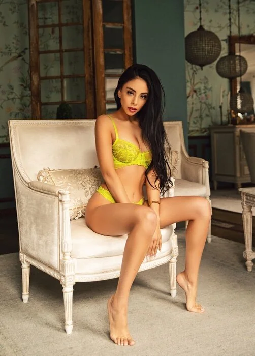 Alexis Love on OnlyFans with engaging content