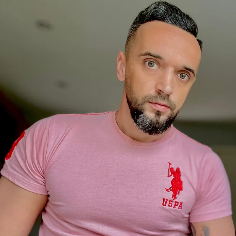 Alexr11000cc - OnlyFans Creator Profile Picture