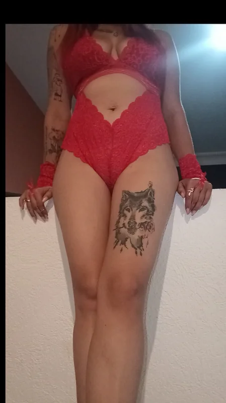 Aleyda OnlyFans tattooed creator