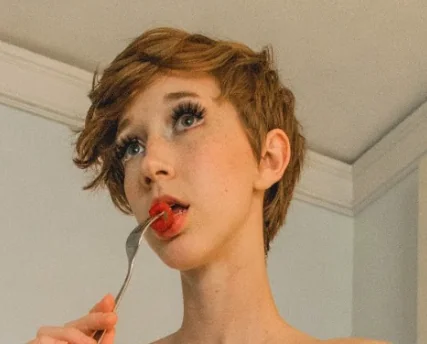 Aliceoncam OnlyFans Creator Aliceoncam OnlyFans model and community builder