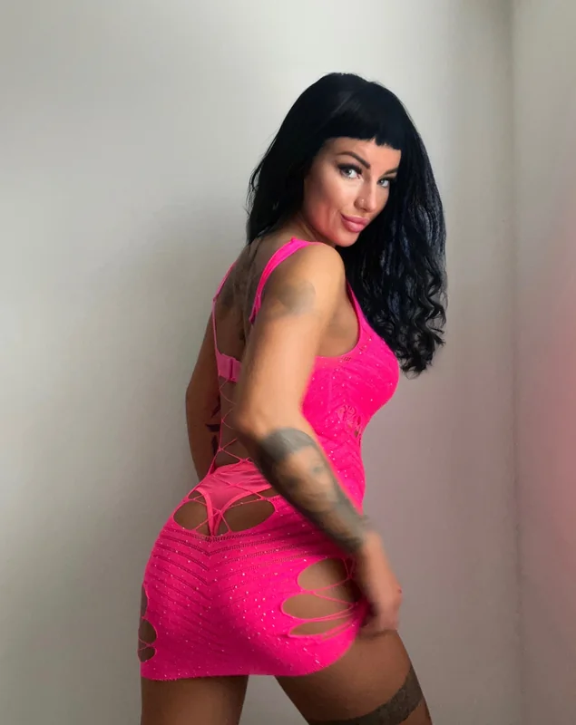 Alisite69 Fitness Model on OnlyFans Alisite69 OnlyFans fitness girl with tattoos