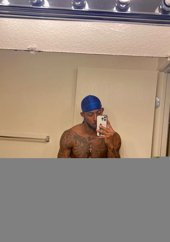Almightycnote OnlyFans athletic tattooed male creator