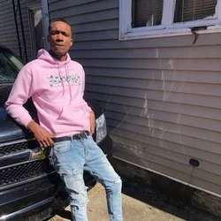 Alphaant3 OnlyFans Profile Alphaant3 OnlyFans creator with 6 foot 3 height