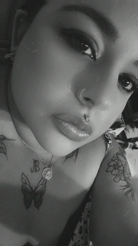 Amaia OnlyFans profile with exclusive content