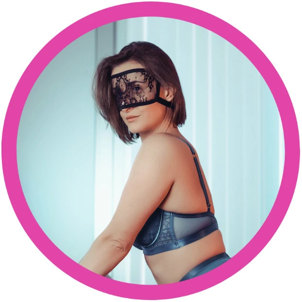 Rosa. Teacher. Hotwife. QOS. - OnlyFans Creator Profile Picture