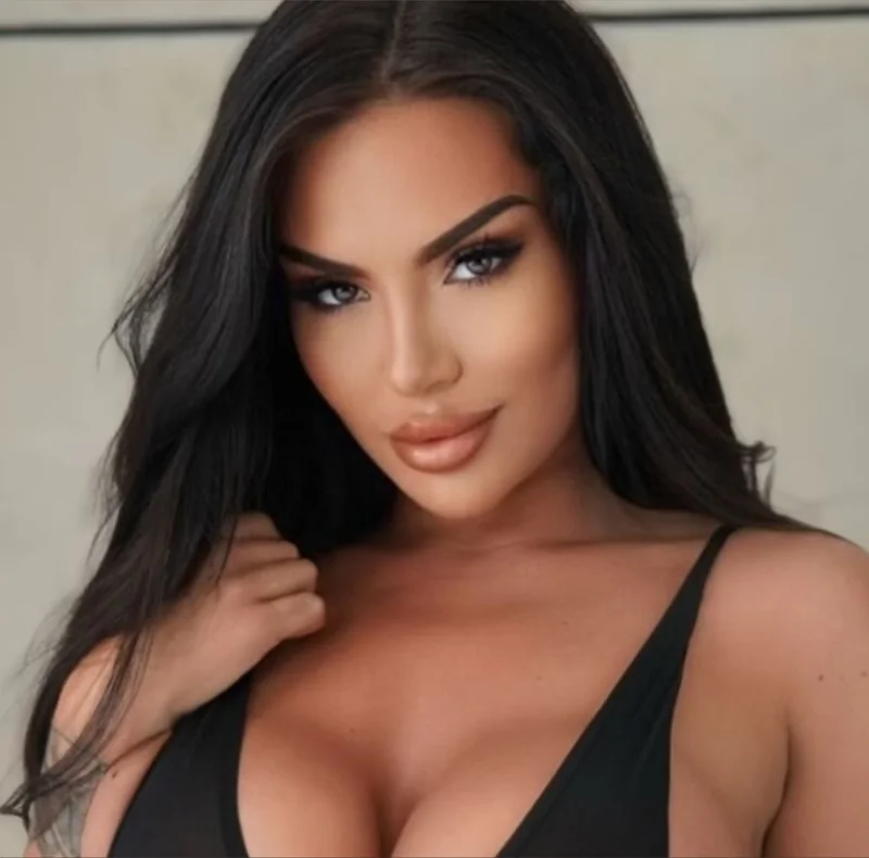 Amber Jasmine OnlyFans profile