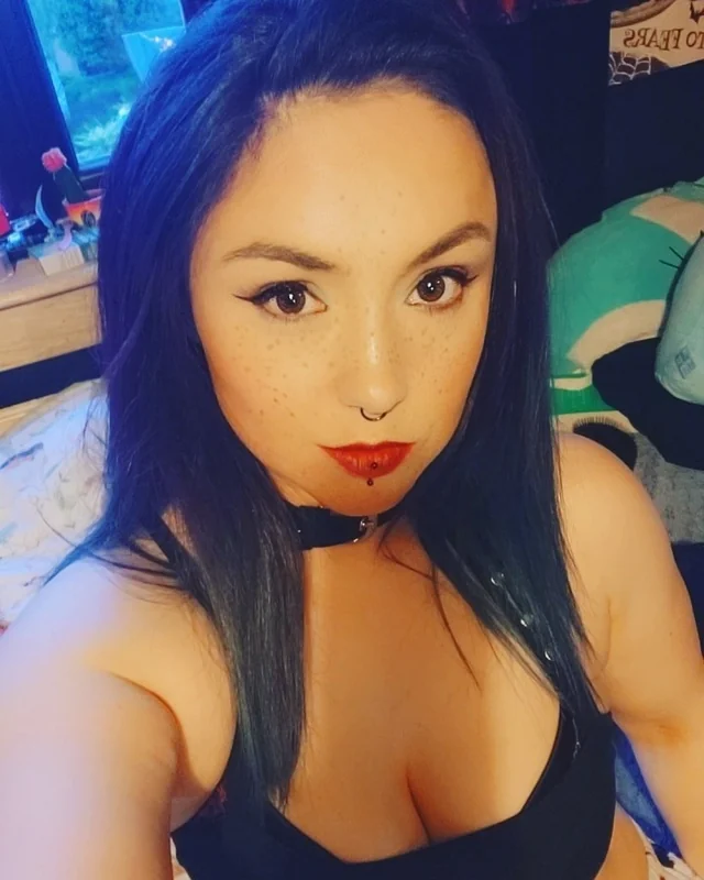 Amorousameliavip OnlyFans profile