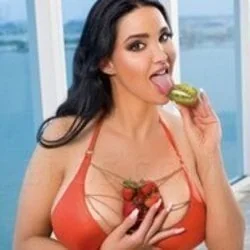 amyanderssen OnlyFans profile picture - dynamic creator