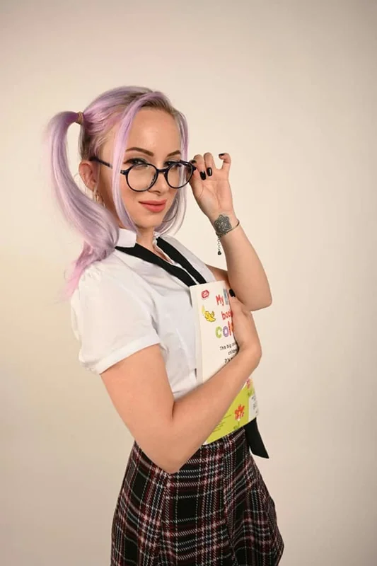 Anettemodelling on OnlyFans Birmingham based model