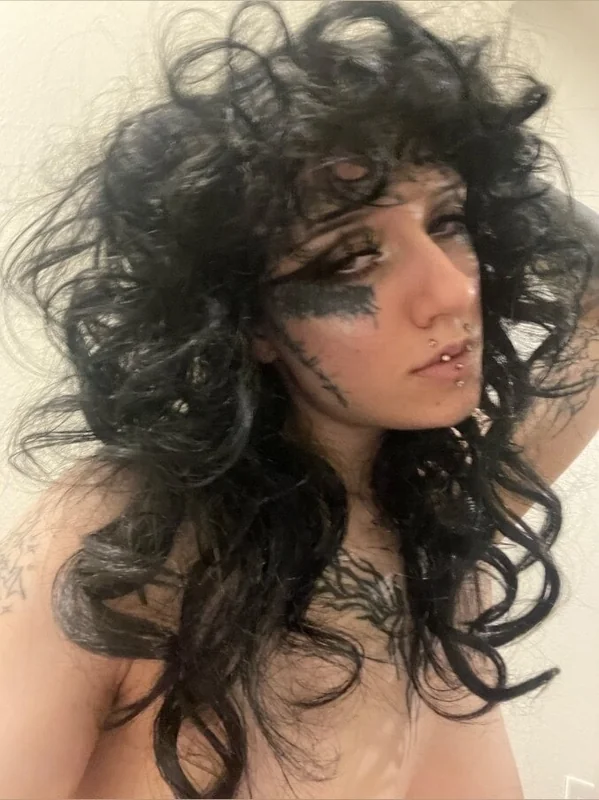 Ang3lavi666 OnlyFans creator with tattoo content