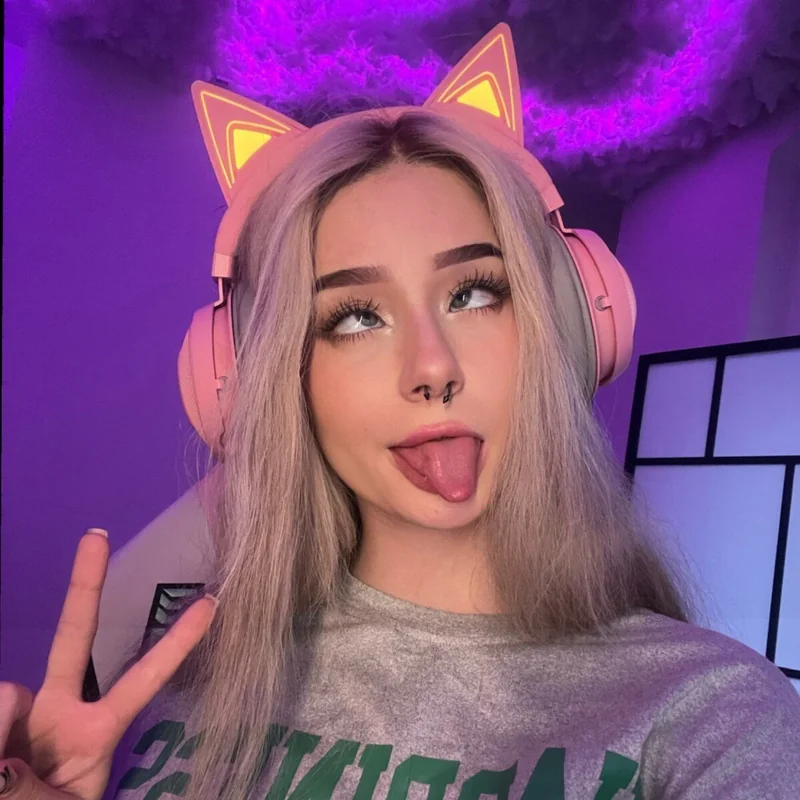 Angela Halee - OnlyFans Creator Profile Picture