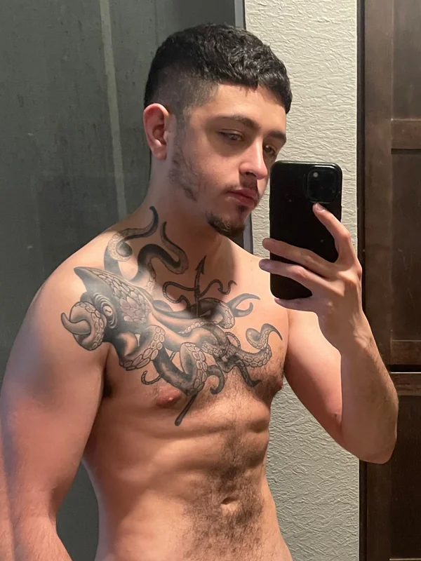 Angelo.Cru_ OnlyFans Creator Angelo.Cru_ OnlyFans creator showcasing a playful vibe