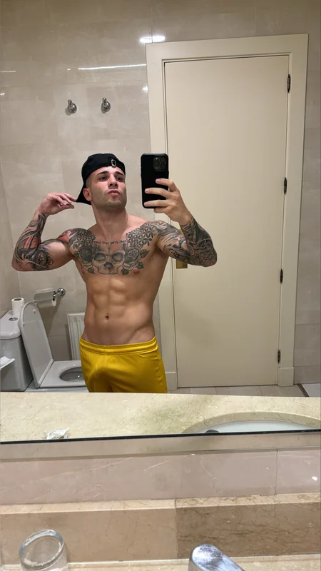 Angel Gomez OnlyFans profile
