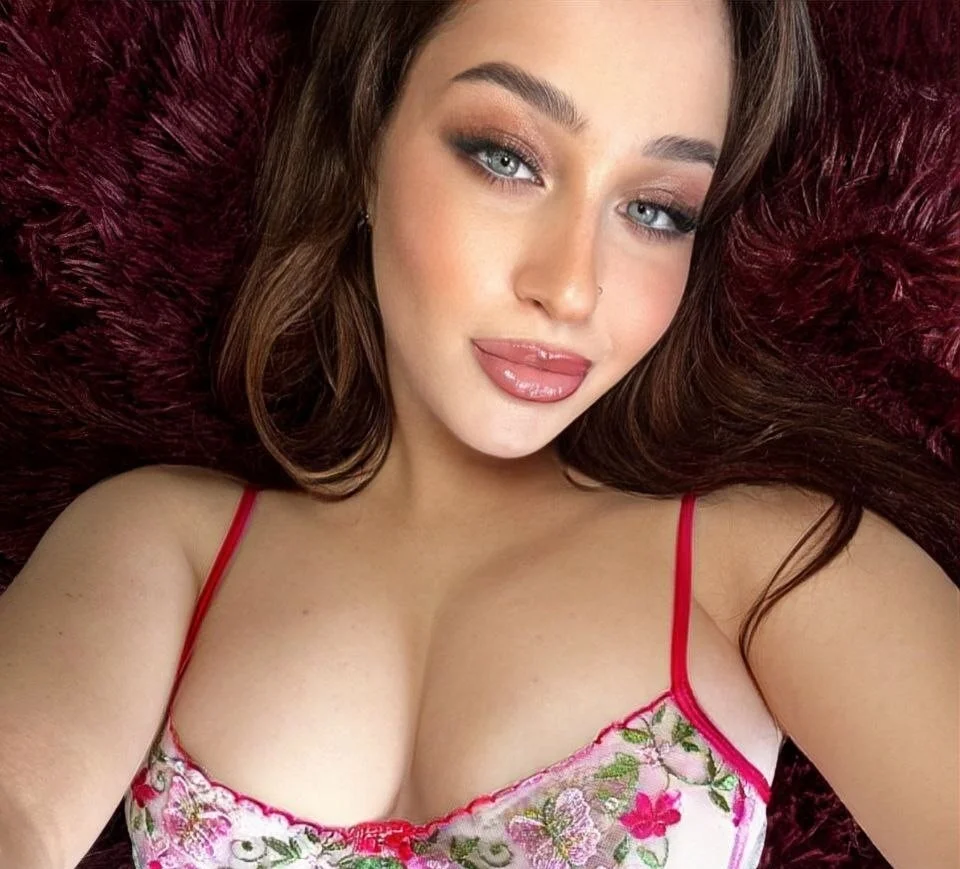 Rachel - OnlyFans Creator Profile Picture