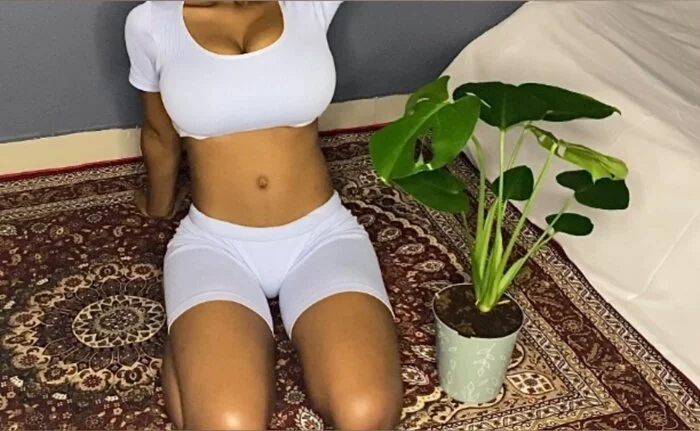 Aniah Melana OnlyFans creator with authentic content