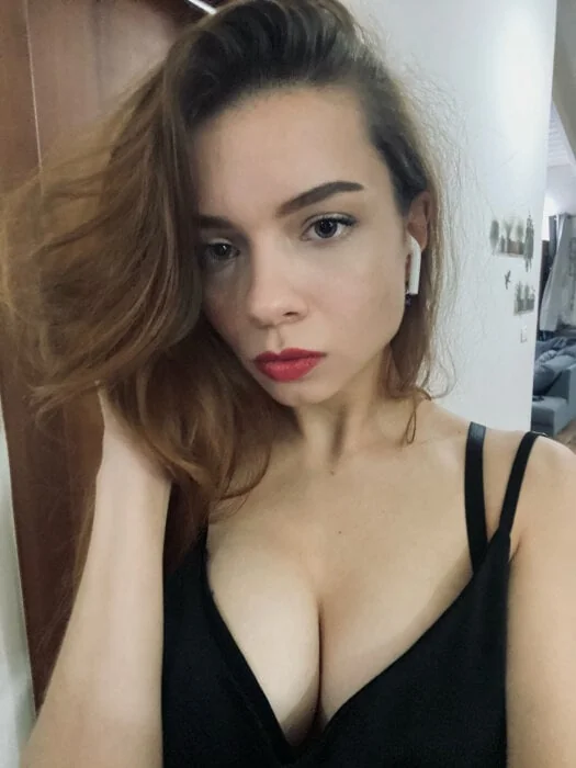 Anna OnlyFans Creator Anna OnlyFans creator with artistic content
