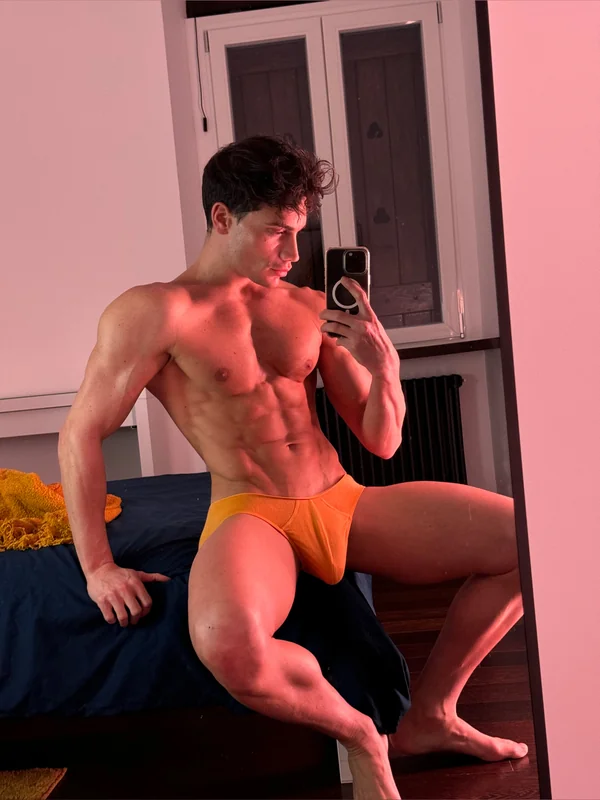 Mr. Anthon OnlyFans Creator Mr. Anthon OnlyFans stretching and coaching expert