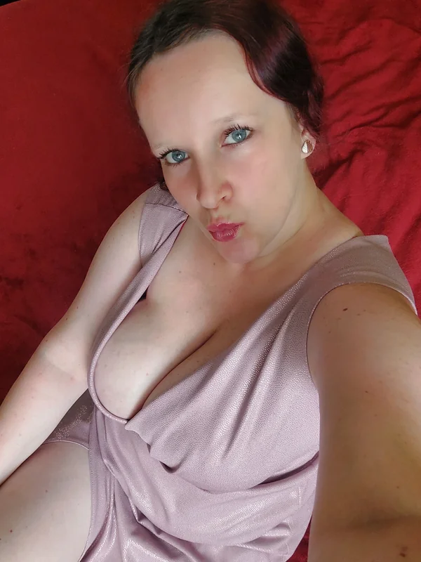 Anna - Attractive Slovak Milf Creator Anna OnlyFans profile picture - Slovak Milf