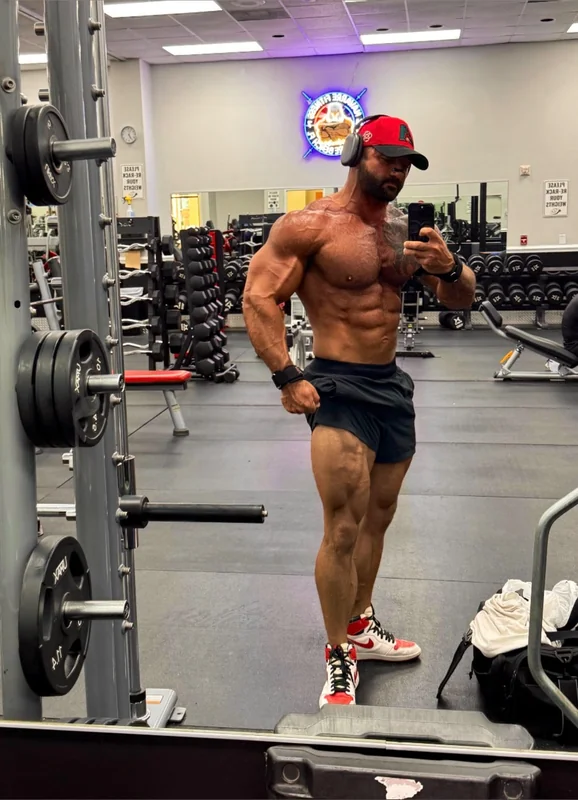 Apex Muscle OnlyFans muscle god