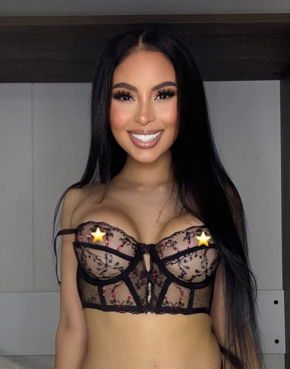 Iraqi Beauty - OnlyFans Creator Profile Picture