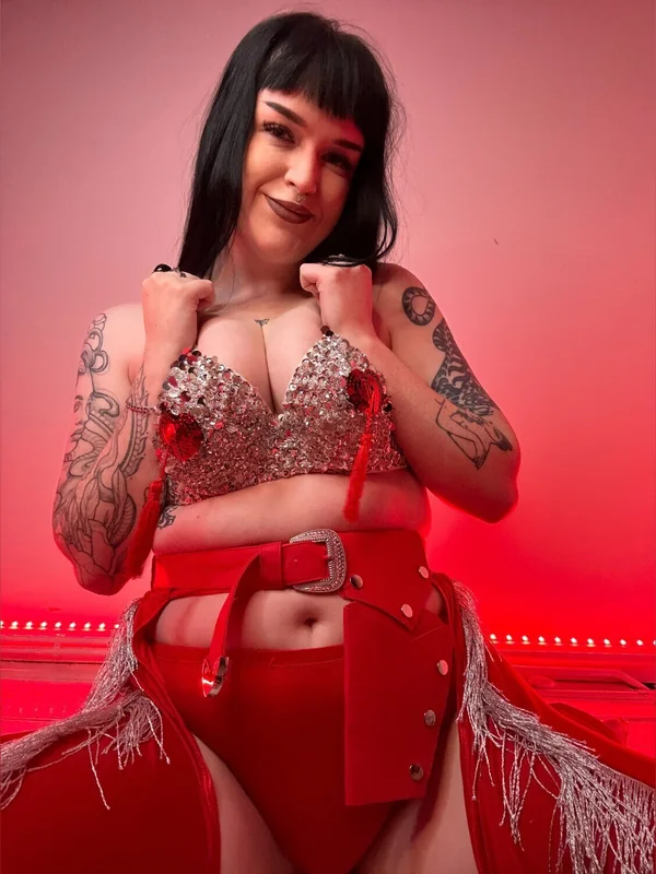 arcticharl no PPV page OnlyFans tattooed creator