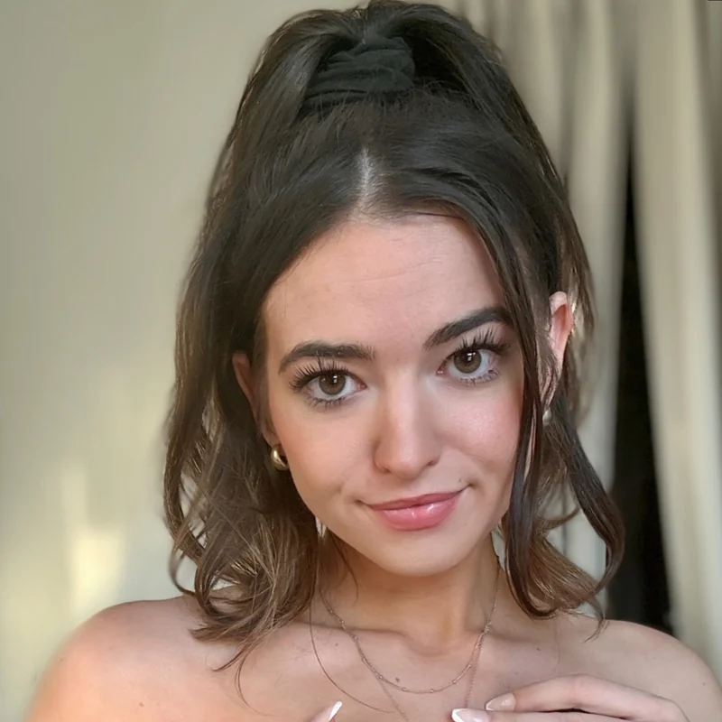 Ari's secret diary OnlyFans profile