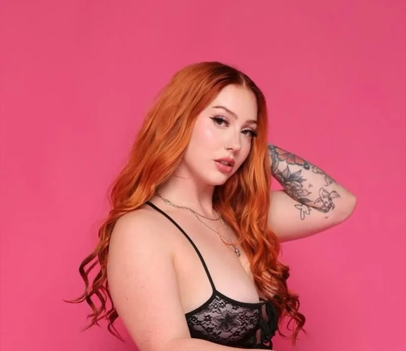 Ariettaadamsxxx OnlyFans fiery redhead