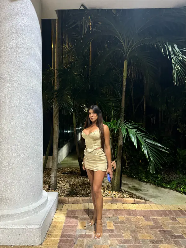 Ariiatnats OnlyFans profile