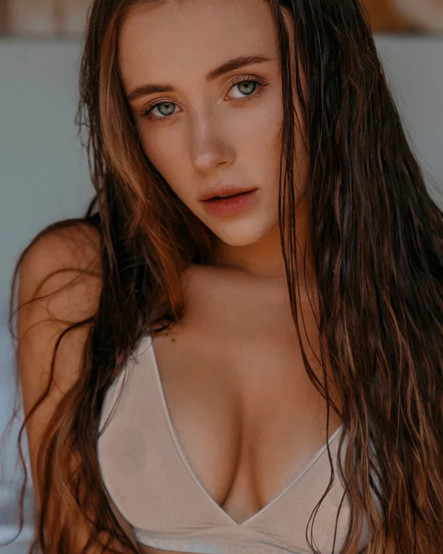 arilaviee OnlyFans profile