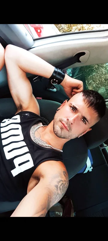 Aritzbvxxx OnlyFans profile