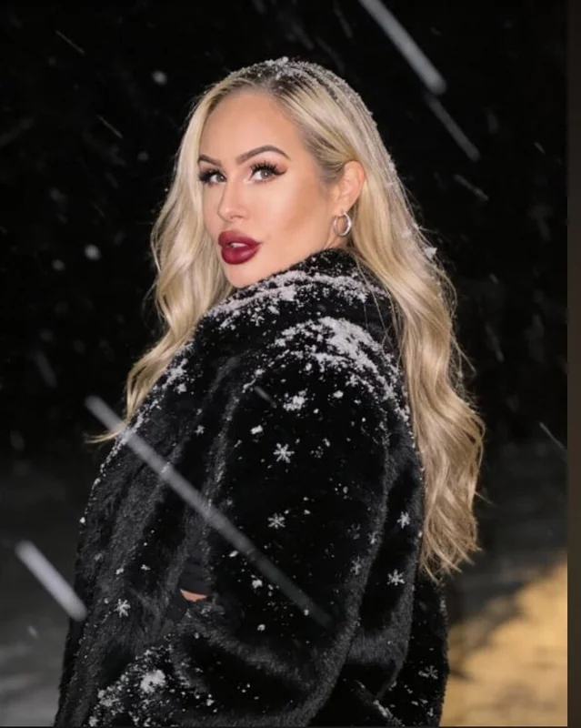 The whole F A M I L Y OnlyFans profile