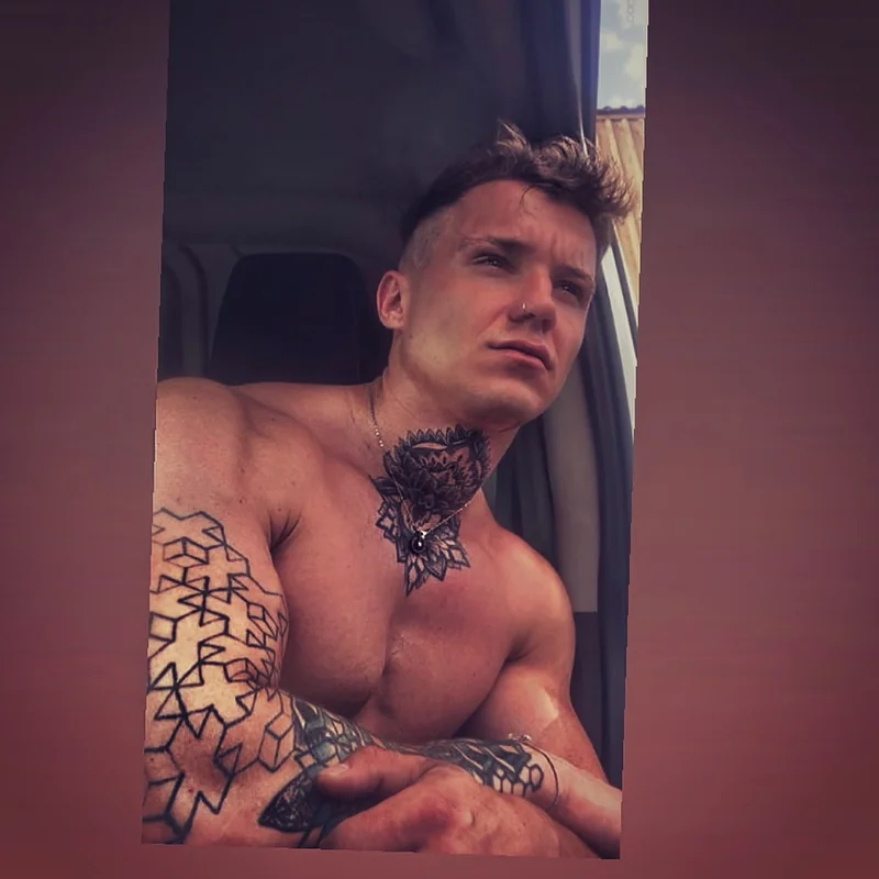 Ash029 OnlyFans creator with exclusive content