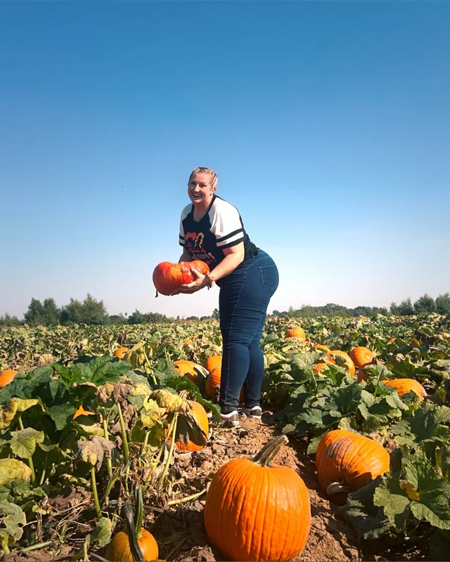 Ashlyn Sparks- FREE OnlyFans Creator Ashlyn Sparks- FREE OnlyFans creator with enticing content