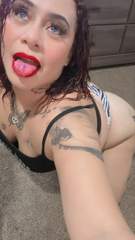 Nattalyn OnlyFans tattooed and pierced creator