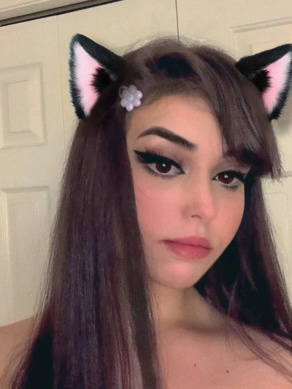 Audyhoe OnlyFans Profile Audyhoe OnlyFans brunette creator