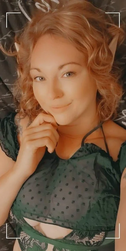 Aurorarosevip OnlyFans profile
