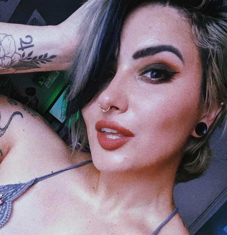 Austen Marie OnlyFans profile picture - amateur pronographer