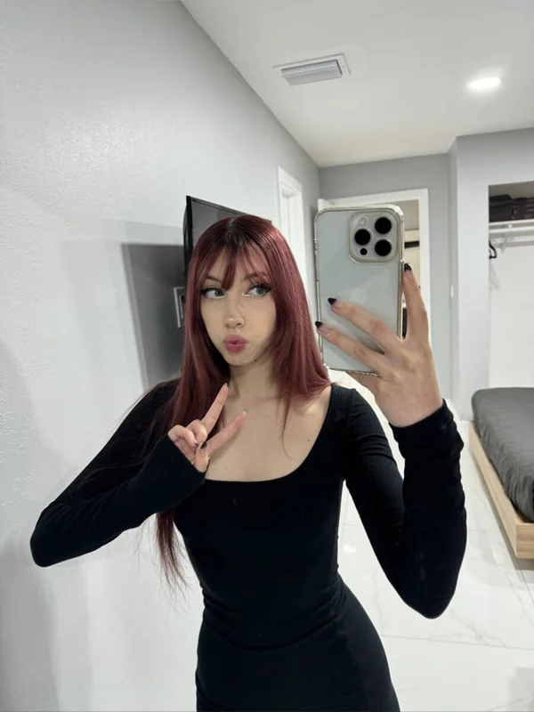 Avaakit Official OnlyFans Creator Avaakit OnlyFans slim red-haired creator
